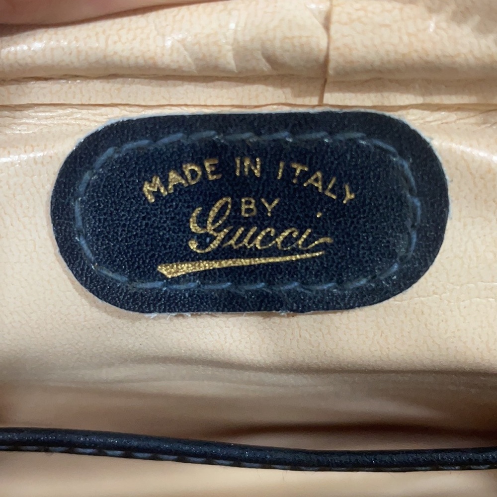 SOLD💙Vintage Gucci Toiletry Pouch💙 - Picture 5 of 16
